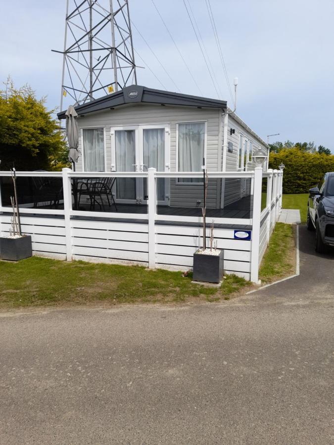 Kent Getaways Hotel Westgate-on-Sea Exterior photo