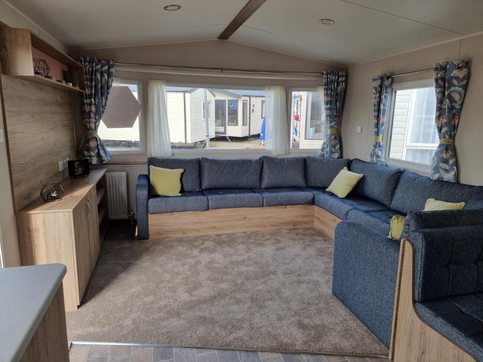 Kent Getaways Hotel Westgate-on-Sea Room photo