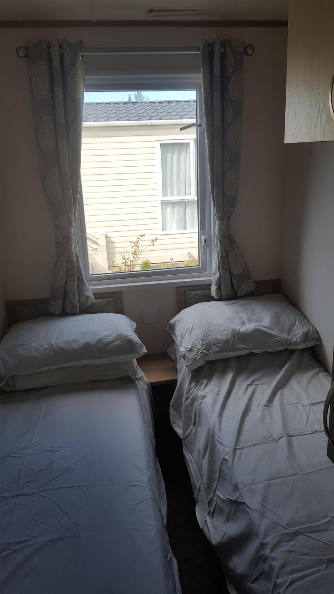 Kent Getaways Hotel Westgate-on-Sea Room photo